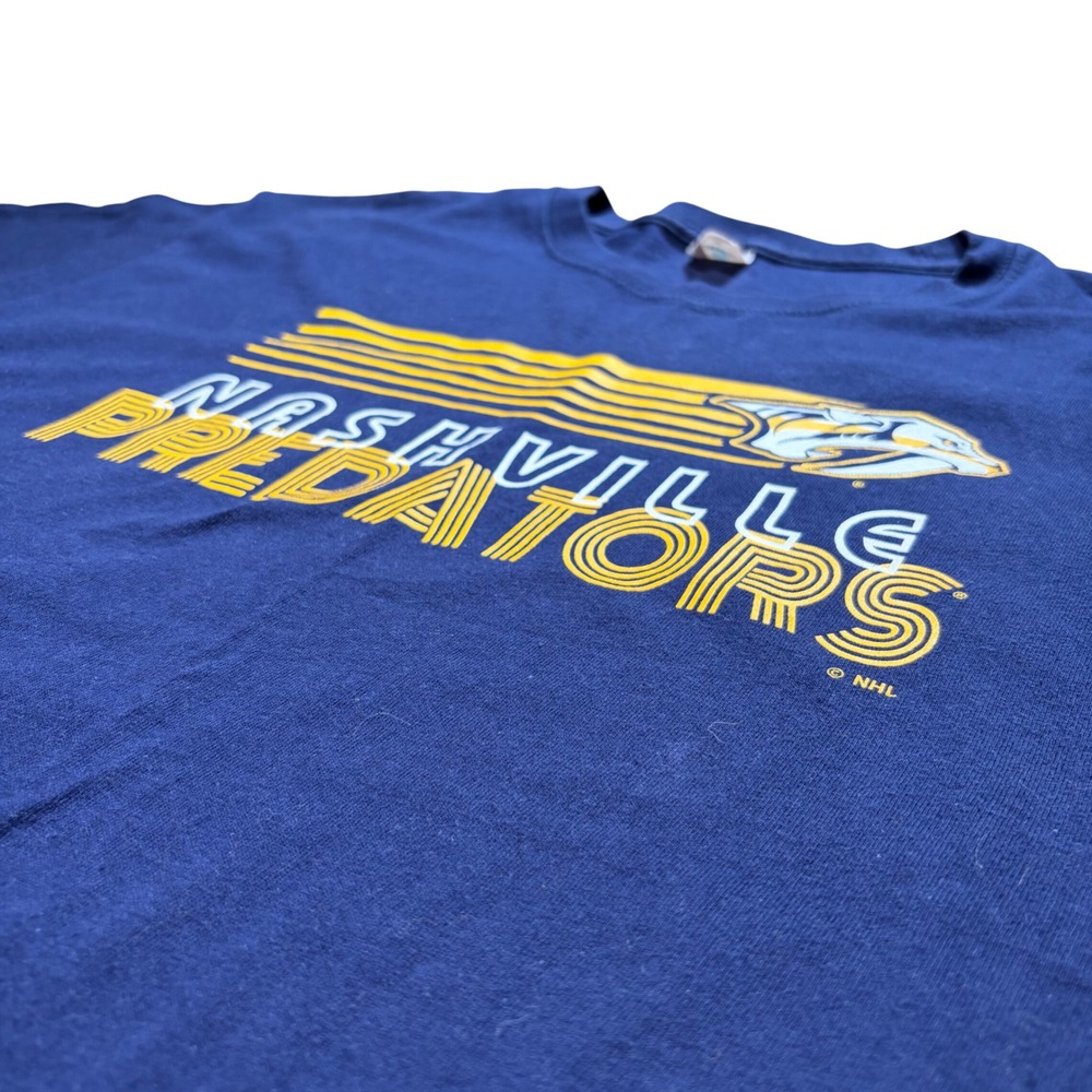 Nashville Predators NHL Hockey T-Shirt Navy Blue Hanes Mens Large L Short Sleeve - Picture 2 of 6